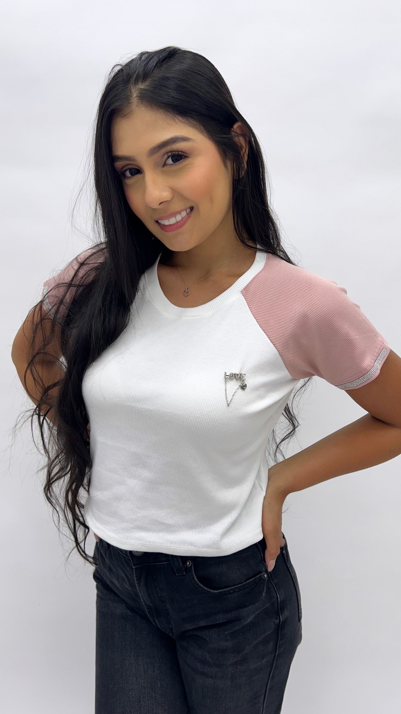 Camiseta love colgante